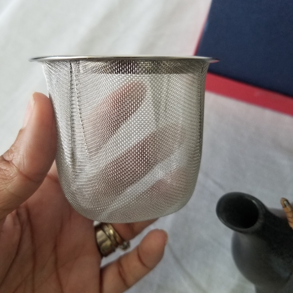 Chinese tea set with teapot and 4 cups owl and flower painting/pottery. - Picture 11 of 15